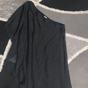 Black one shoulder flare arm sleeve dress!